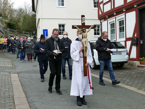 Karfreitgasliturgie und Karfreitagsprozession in Naumburg (Foto: Karl-Franz Thiede)